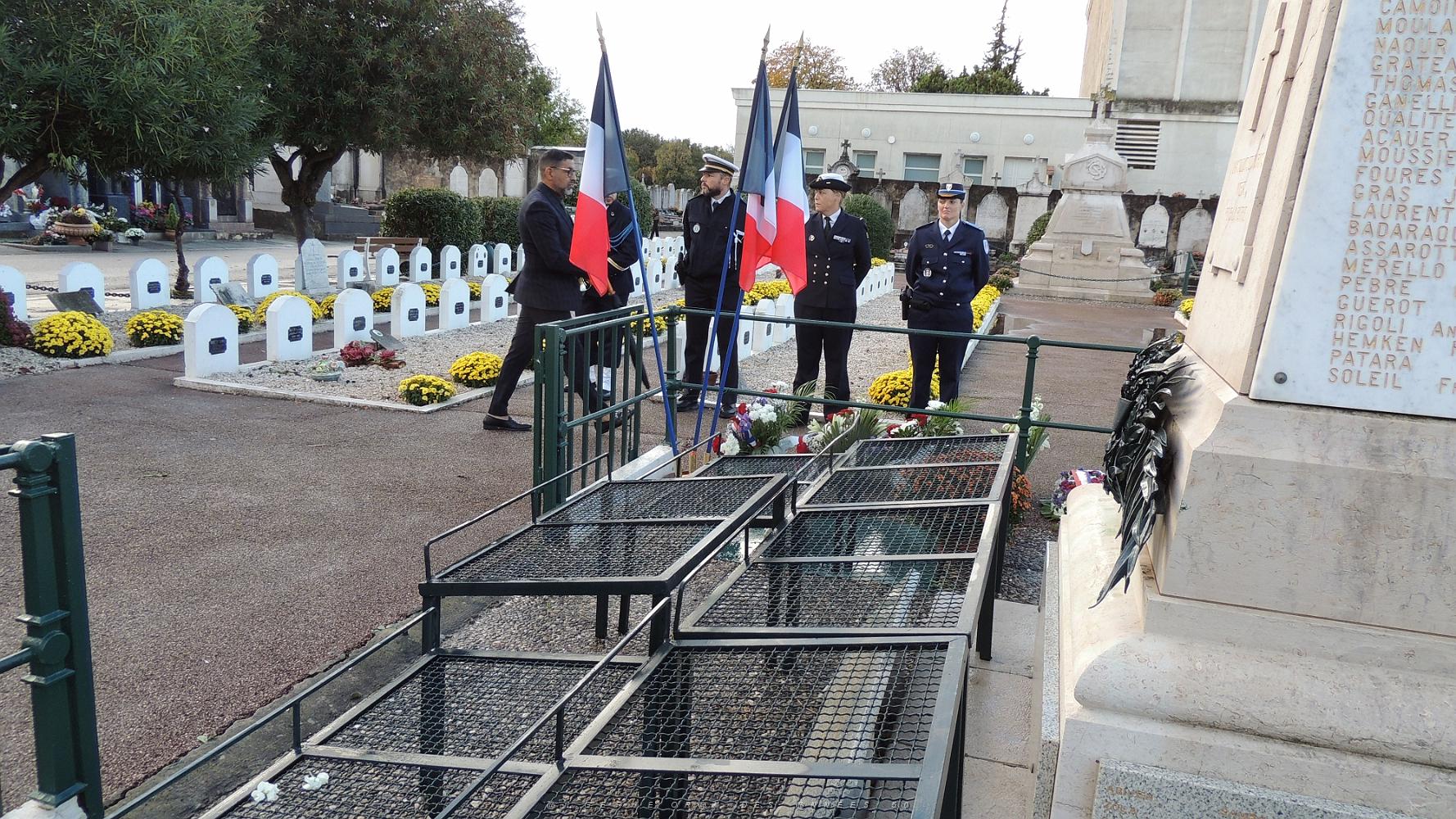2022 11 01 TOULON HOMMAGE AUX MORTS POUR LA FRANCE CIVILS ET MILITAIRES (4).jpg